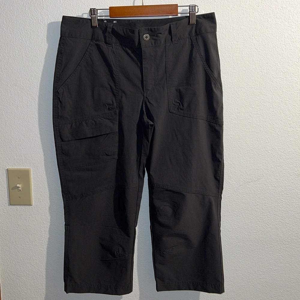 Columbia capris nylon blend size 12 hiking camping outdoor
